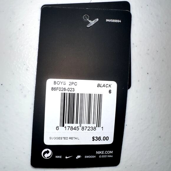 Nike Short Set Boys Size 6 Gray Short Sleeve Swoosh Black Shorts Athletic NWT - Picture 5 of 7